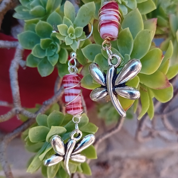 Glass Bead Dragonfly Dangle Earrings - Picture 2 of 3